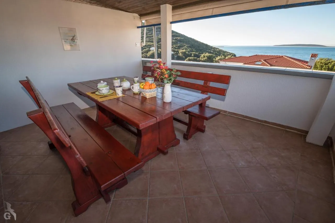 Apartment Villa Goga Martinscica